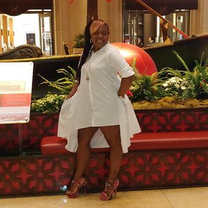 Meet your Posher, Chilena